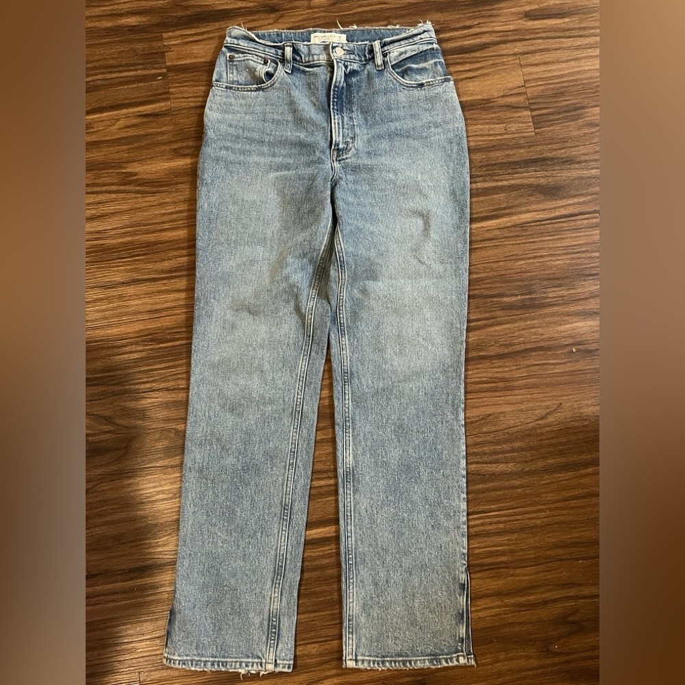 Abercrombie & Fitch 90s Straight Jean- Size 6R/28